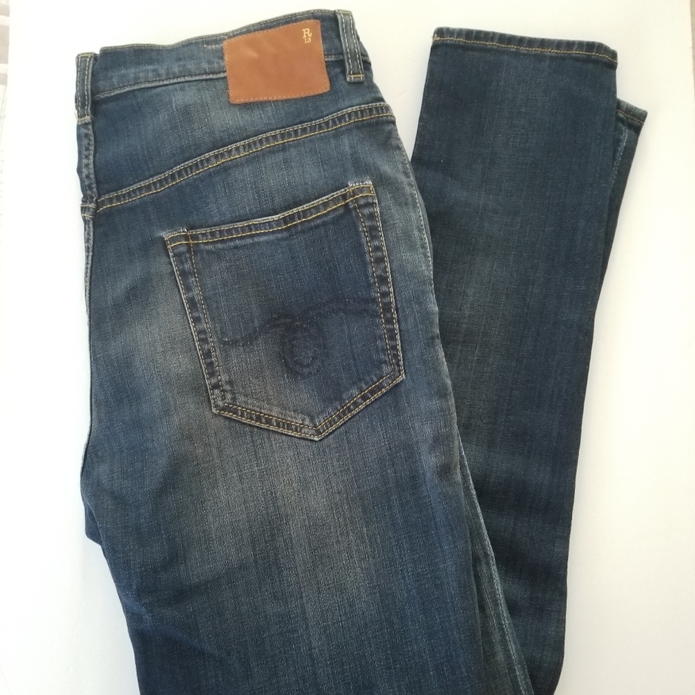 R13 Mid Rise Tapered Leg Jeans Size 28 Mid Wash Blue - Picture 6 of 13